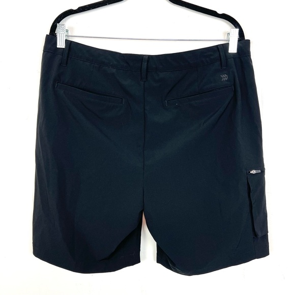 All In Motion Black Cargo Golf Shorts Men's Waist 36 Athletic - Picture 3 of 3